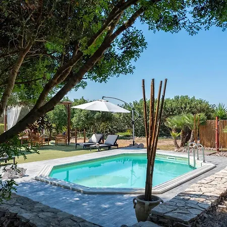 Pedra - In Con Piscina Villa