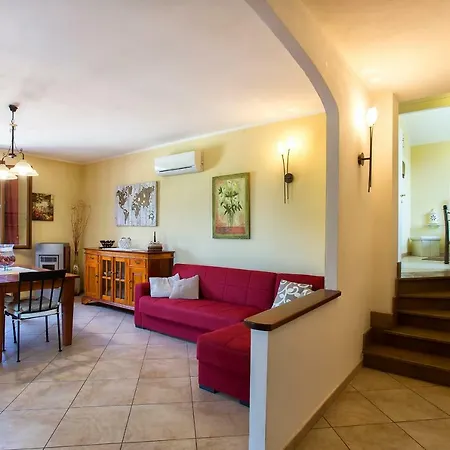 Pedra - In Con Piscina